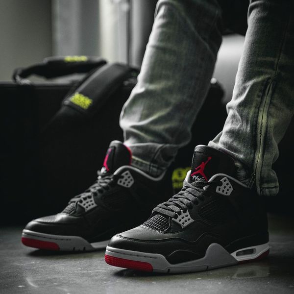 Jordan 4 bred on sale original